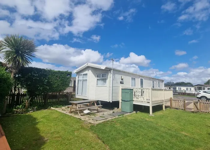 A22 Unity Beach Holiday Resort Unity Brean Sleeps 8 People 3 Bedrooms 1 Pet Stays Free