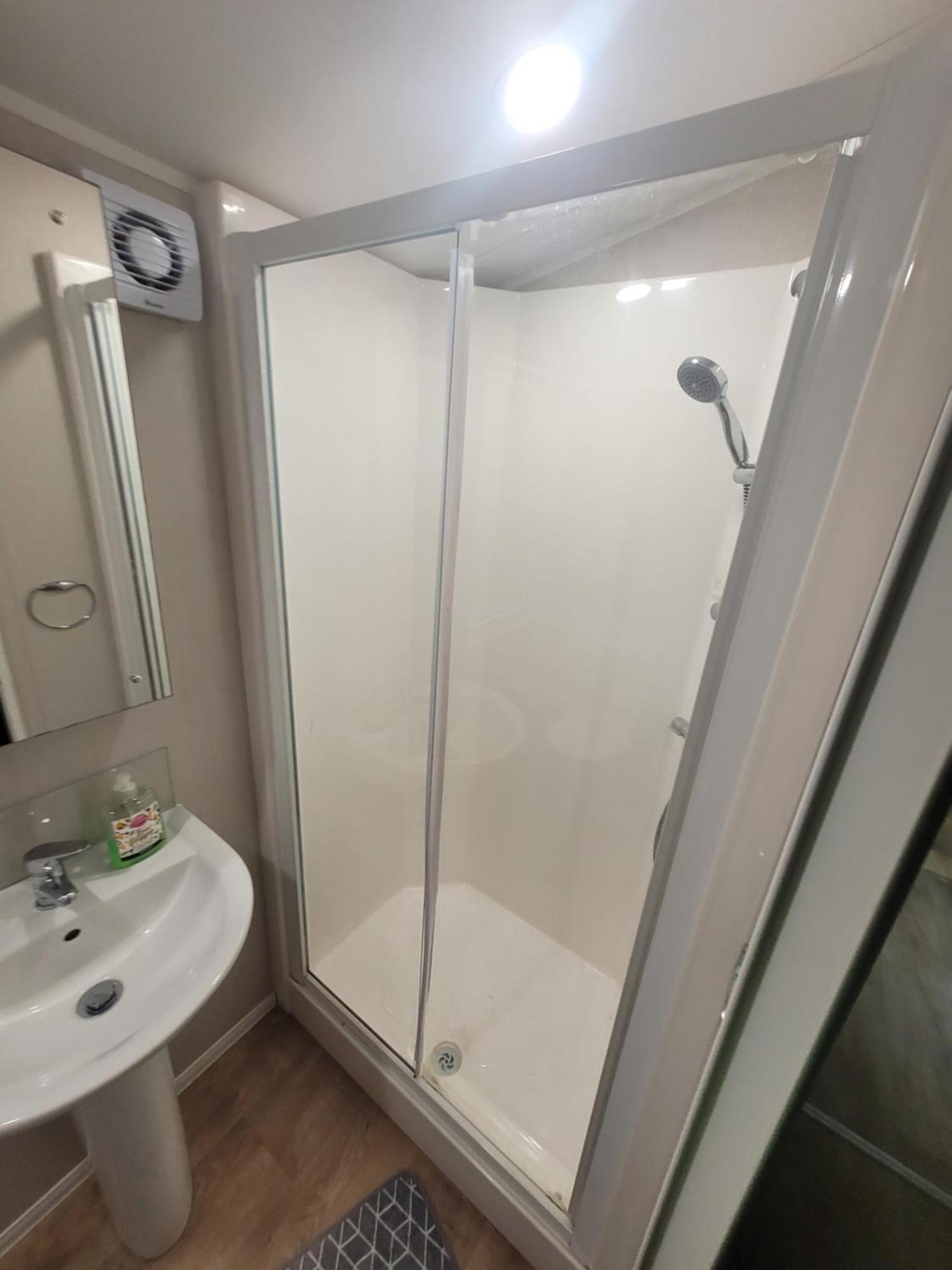 A22 Unity Unity Brean Sleeps 8 People 3 Bedrooms 1 Pet Free Camping