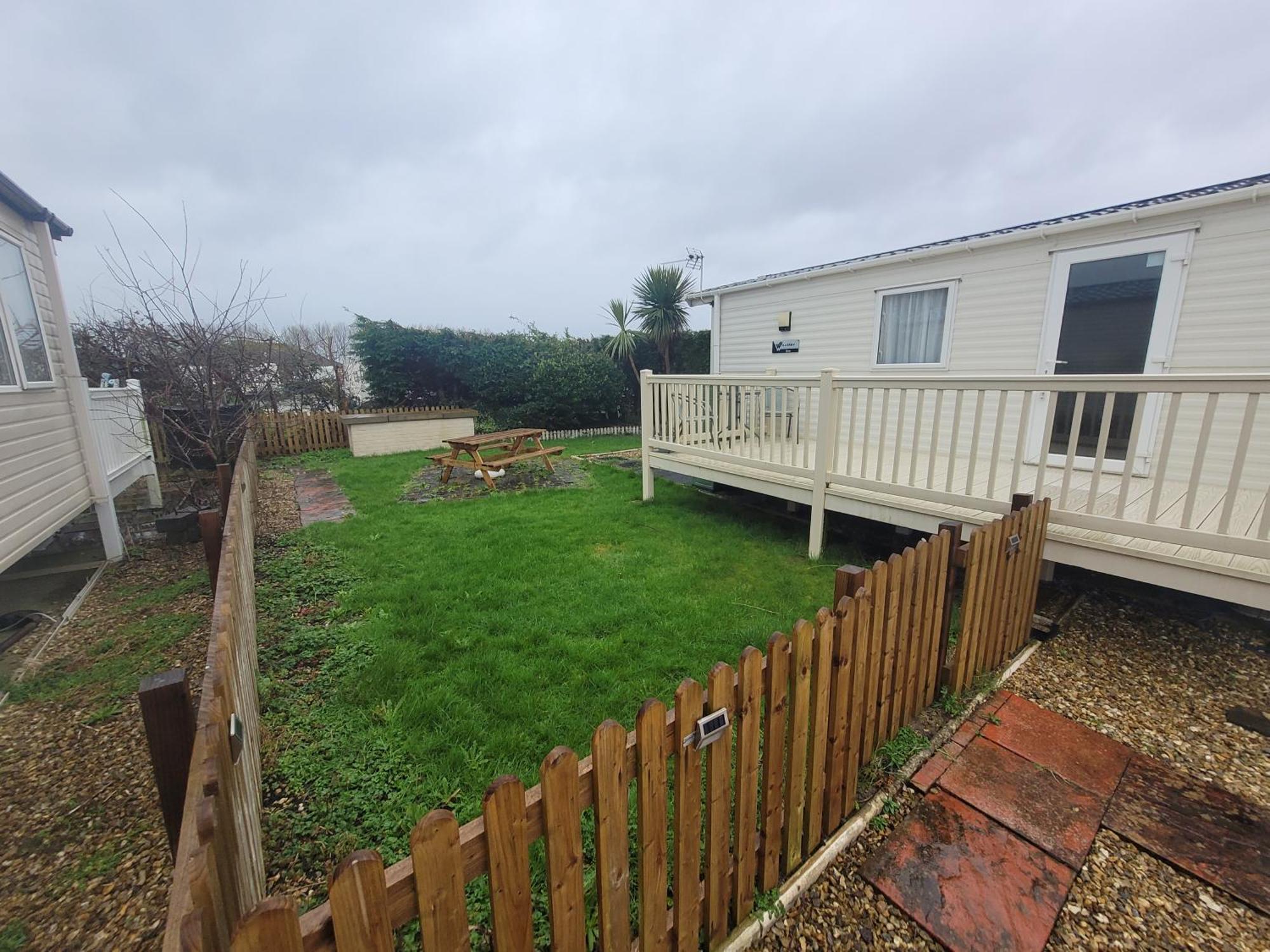 Campsite A22 Unity Unity Brean Sleeps 8 People 3 Bedrooms 1 Pet Free *