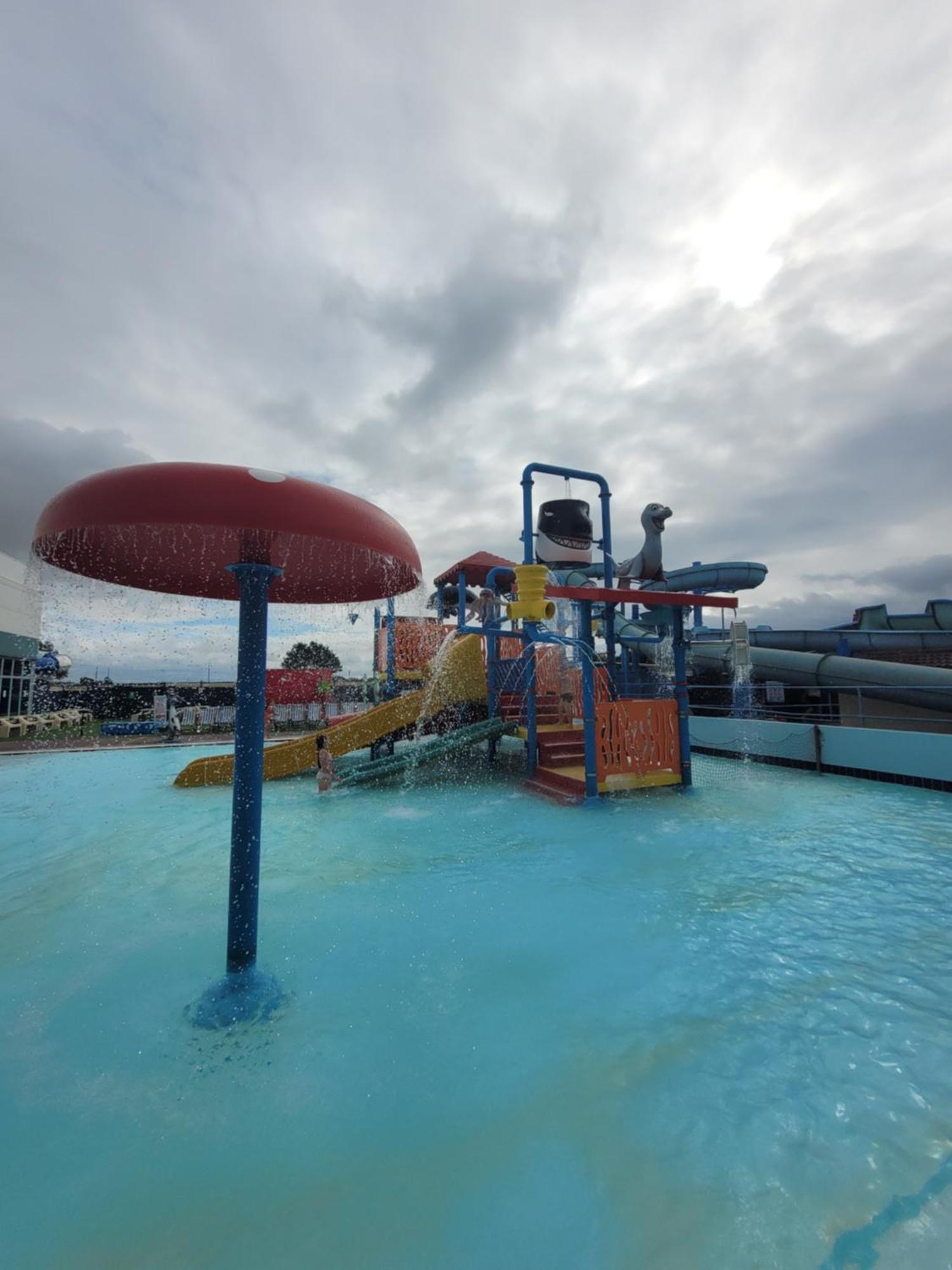 A22 Unity Unity Brean Sleeps 8 People 3 Bedrooms 1 Pet Free *